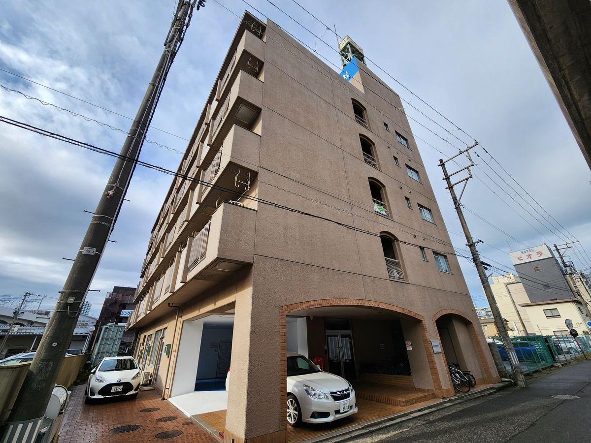 新潟不動産開発ビル